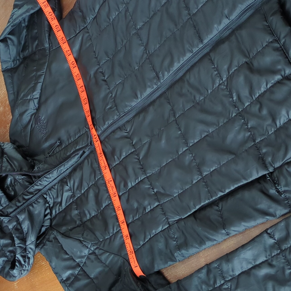 The North Face Women's Circaloft Hoodie - Picture 5 of 9